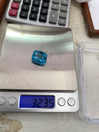 loose topaz gemstone