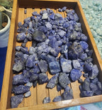 rough tanzanite gemstone 