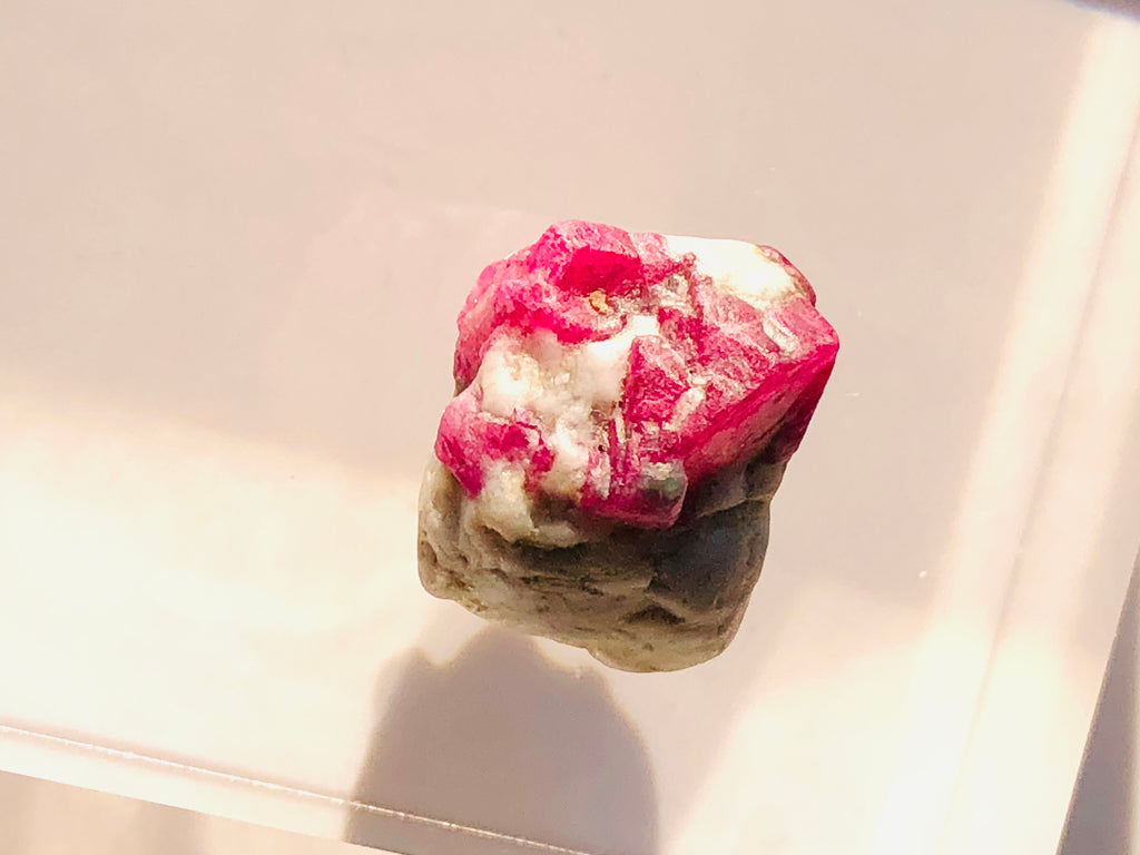 certified 25.65 carat pink ruby specimen price

