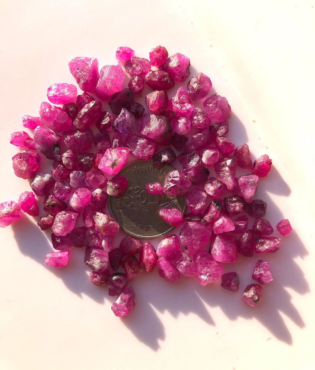 Batakundi rough rubies 115 carats for cabbing

